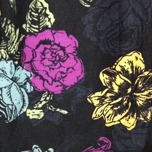 Lularoe OS Leggings - Picture 2 of 3